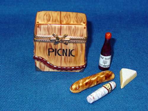 PICNIC BASKET W/GOODIES